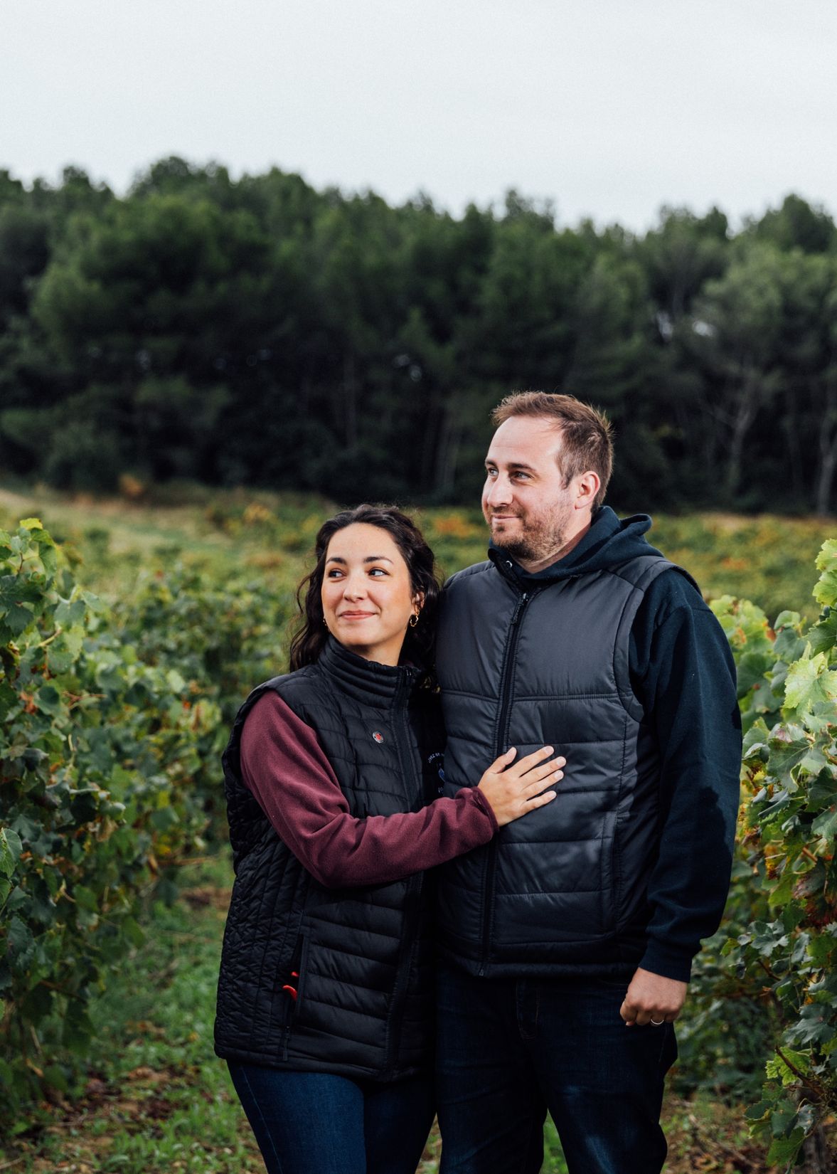 Famille PetitJean, Terroirs d’exception en Vallée du Rhône et en Champagne. Du Château La Croix des Pins, Domaine de Cassan, Domaine des Nymphes, Pol Cochet.